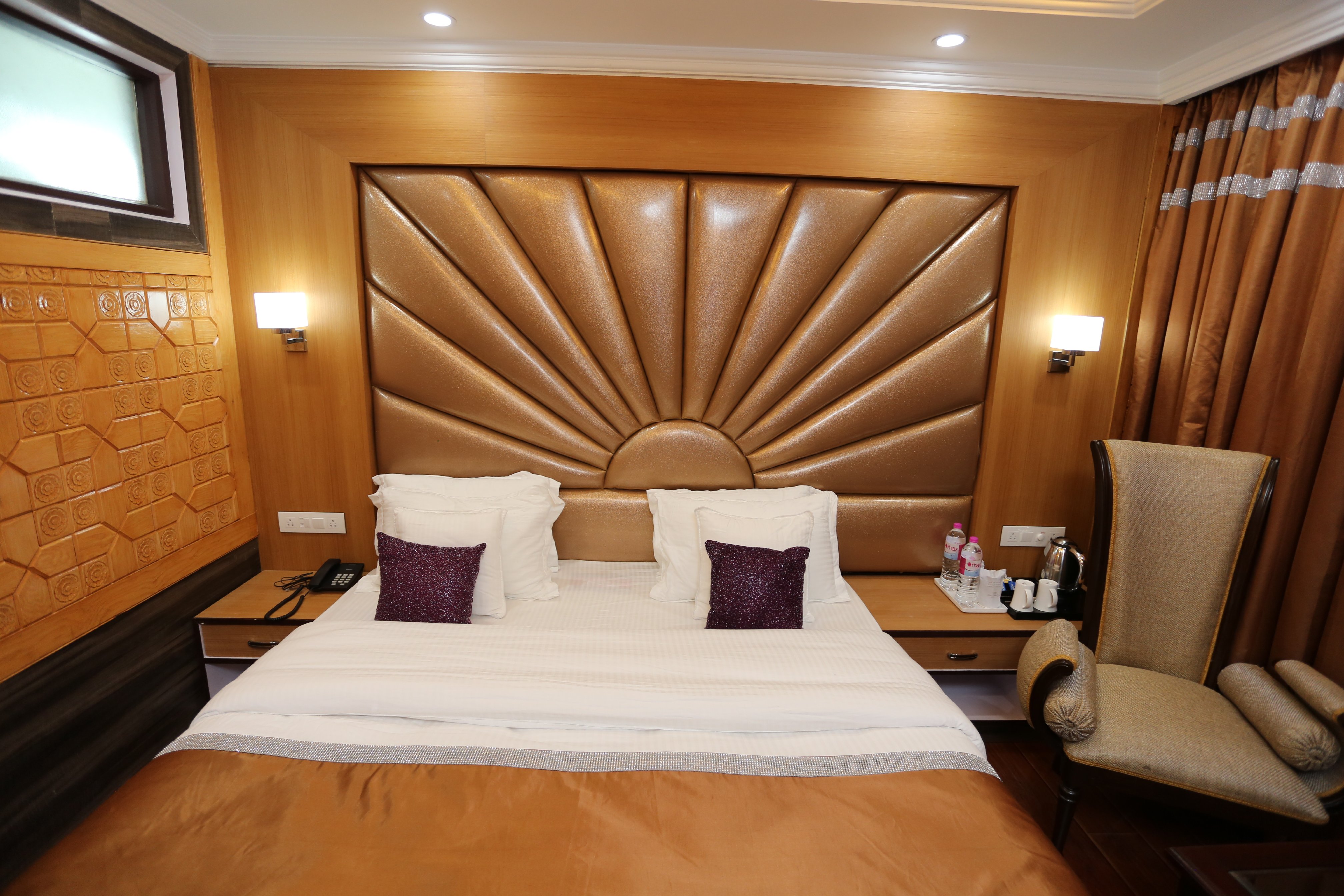 Hotel Milad Srinagar - Tap to explore photos
