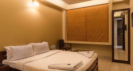 Hotel Darshan Room Type - Deluxe AC Room