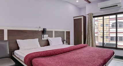 Hotel Gujrat Room Type - Deluxe AC Room