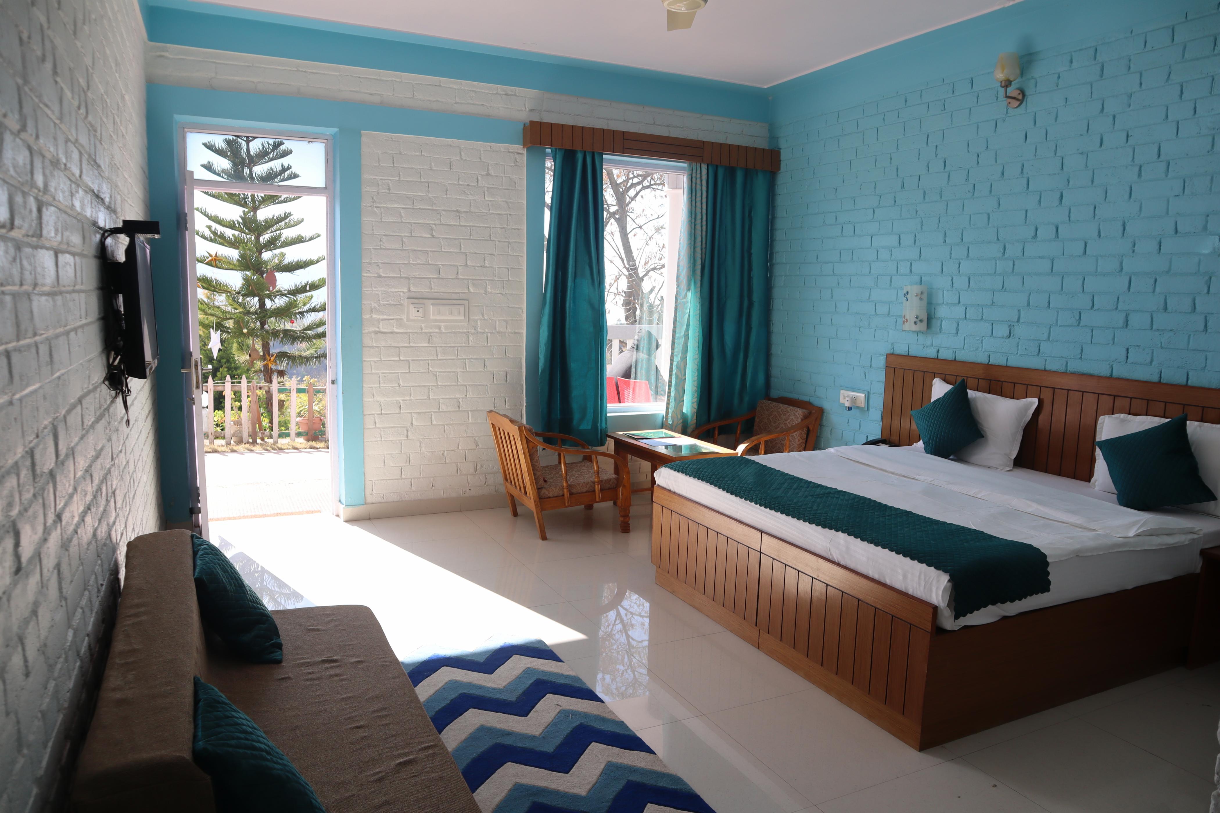 Pristine Courtyard Resort Shoghi Shimla - Tap to explore photos