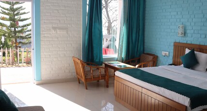 Pristine Courtyard Resort Shoghi Shimla Room Type - Super Deluxe Room