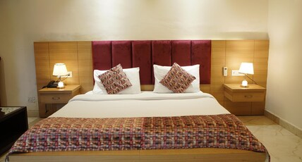 HOTEL AMAR PALACE Room Type - Executive Room