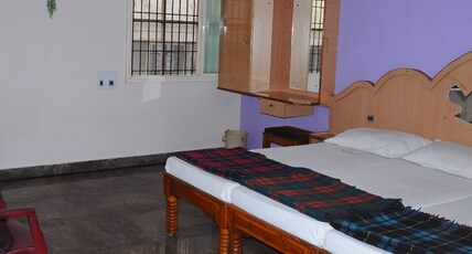 Sri Vijaya Residency Room Type - Deluxe Double Room (NON A/C ROOM )