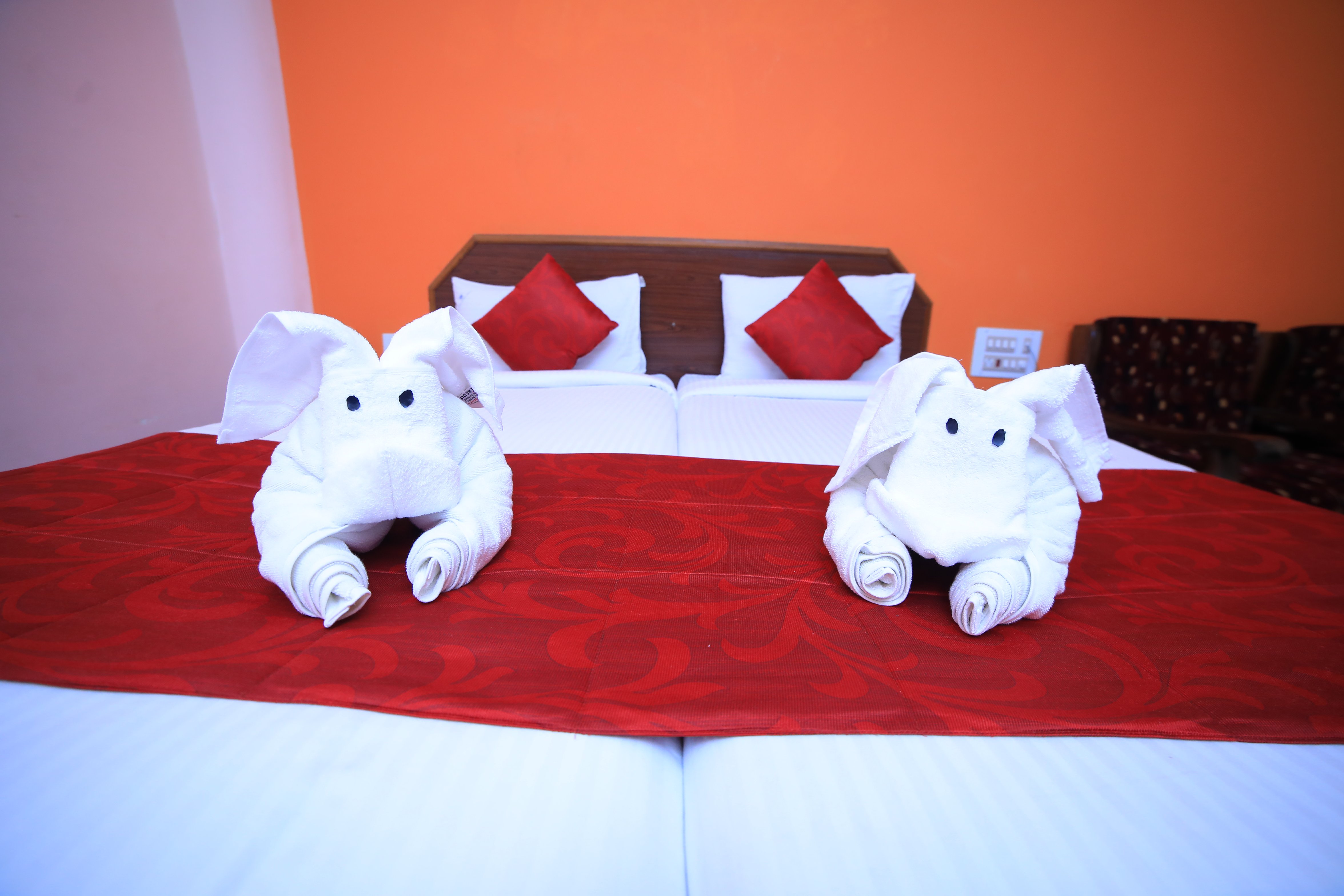 HOTEL KANNIKA International - Tap to explore photos