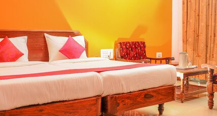 HOTEL KANNIKA International Room Type - Deluxe Room AC.