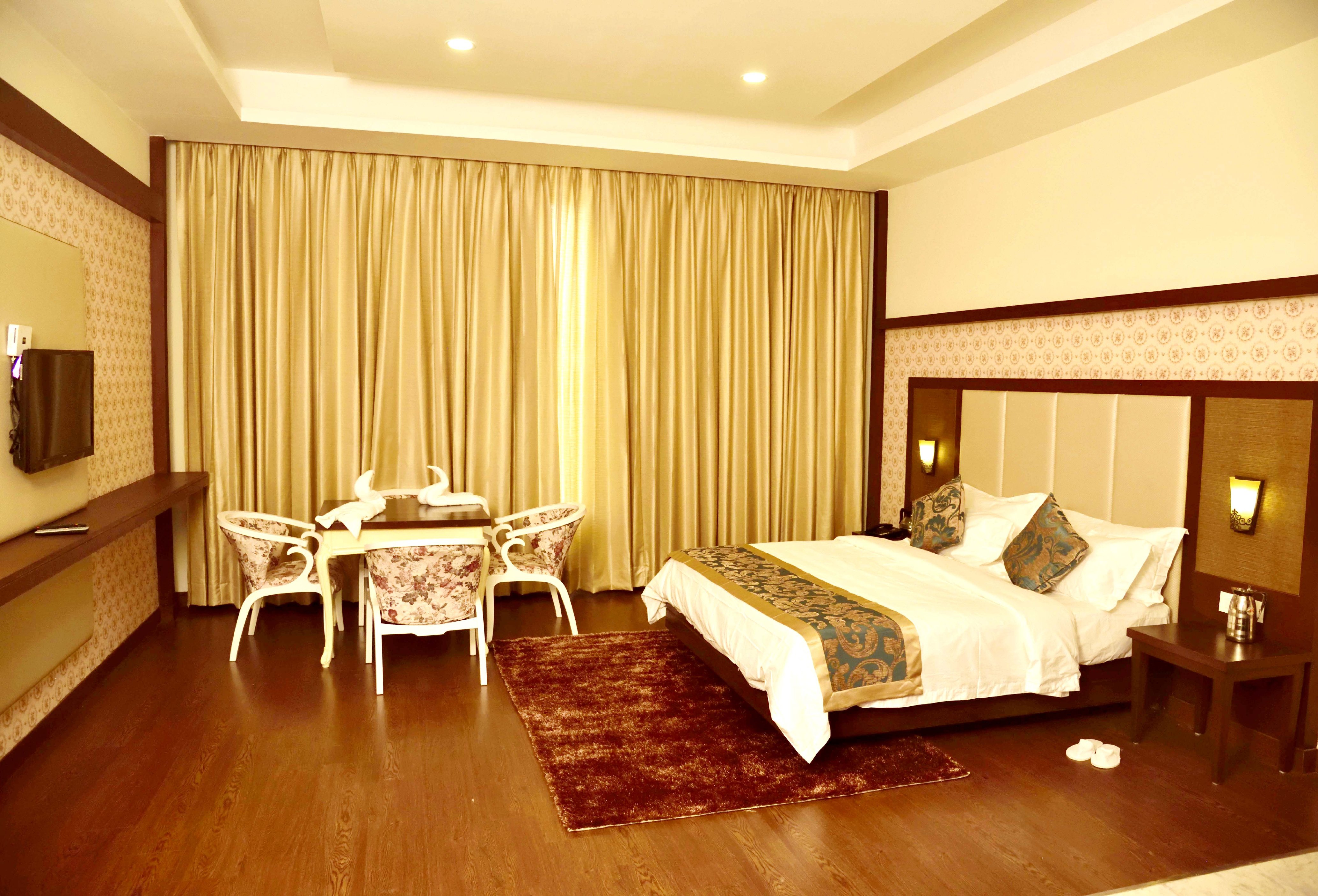 The Fern Hillside Resort Room Type - Hazel Suite