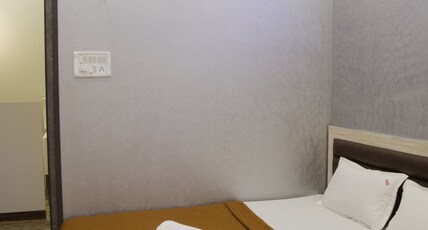 Welcome Guest House Room Type - AC Triple Room Non Attached Bathroom Welcome Guest House Room Type - AC Triple Room Non Attached Bathroom
