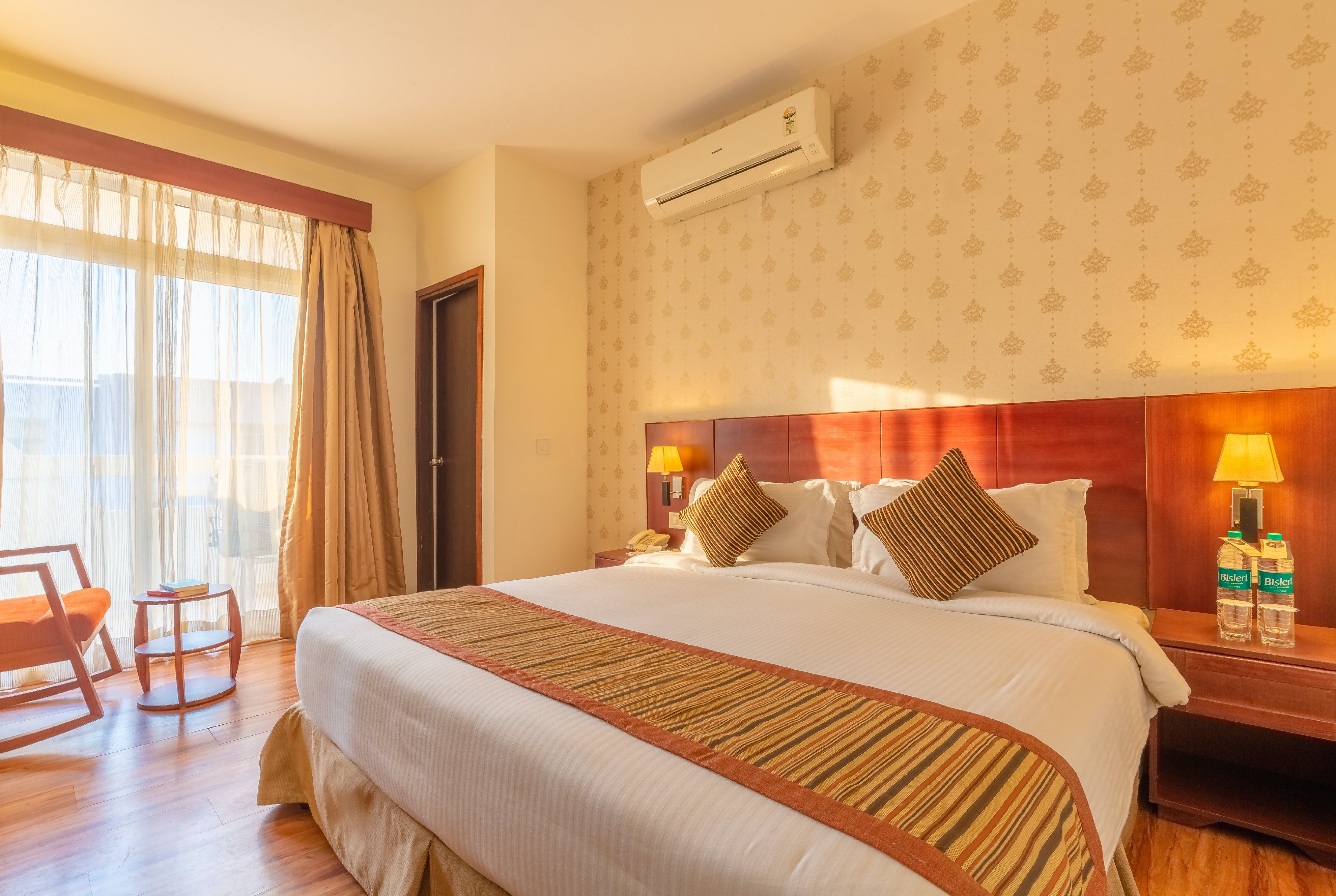 Rosewood Apartment Hotel | Studios & Rooms Room Type - Deluxe One Bedroom
