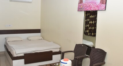 Hotel Ramaa Inn Room Type - FOUR BED Hotel Ramaa Inn Room Type - FOUR BED