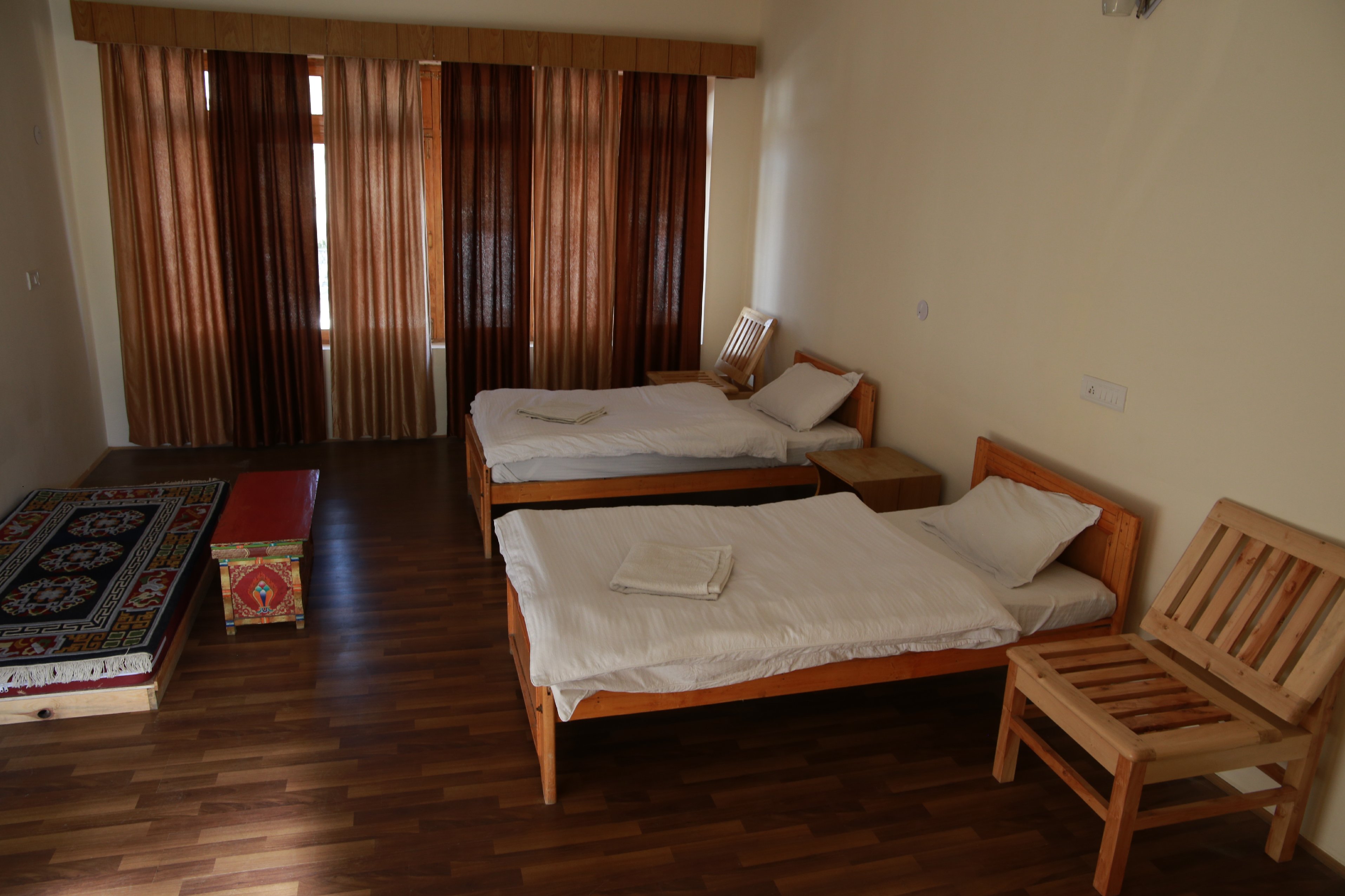 Smanla Guest House Room Type - Deluxe Room