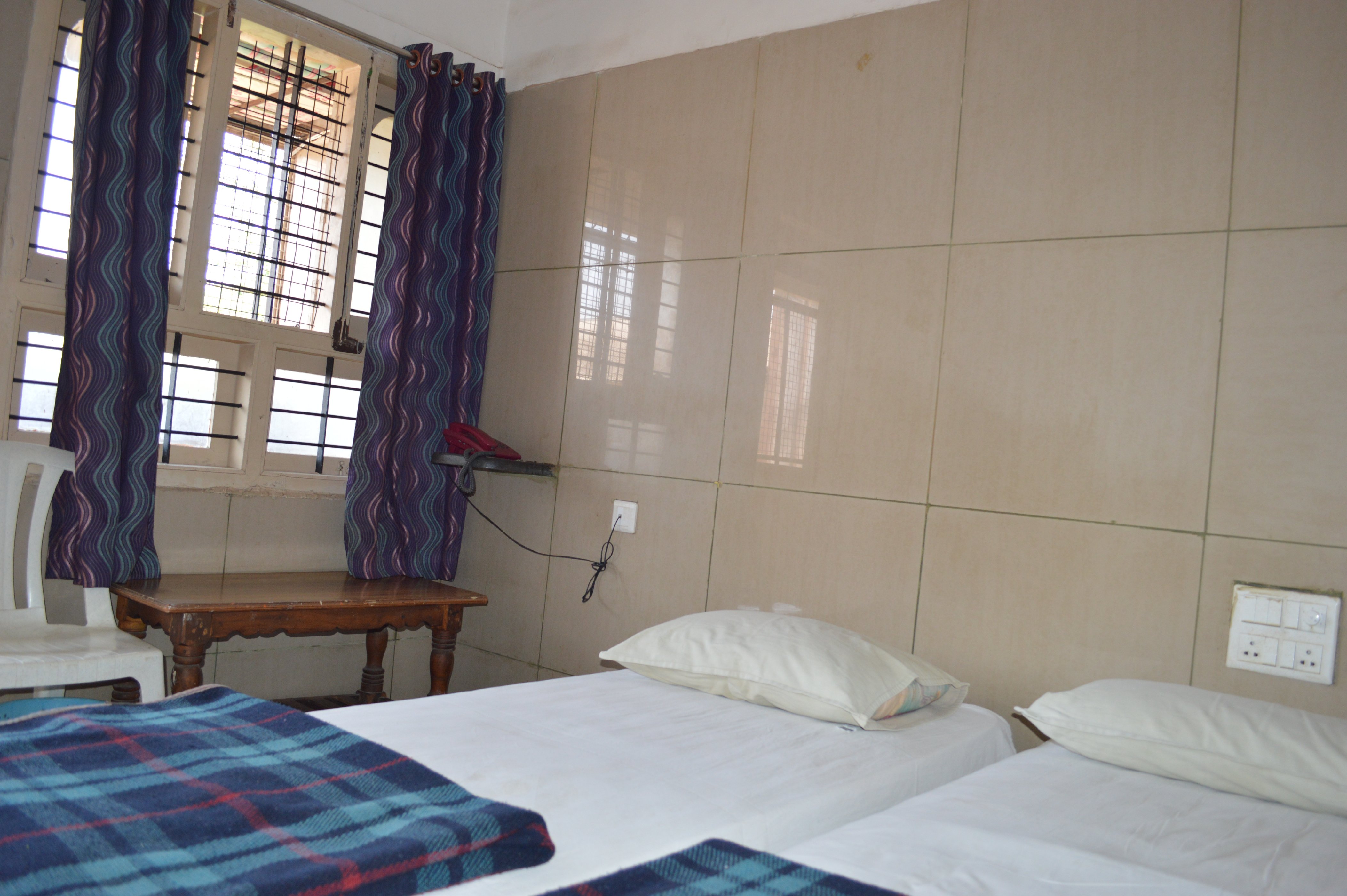 Mourya Deluxe A/C Lodge Room Type - Double Room Non AC