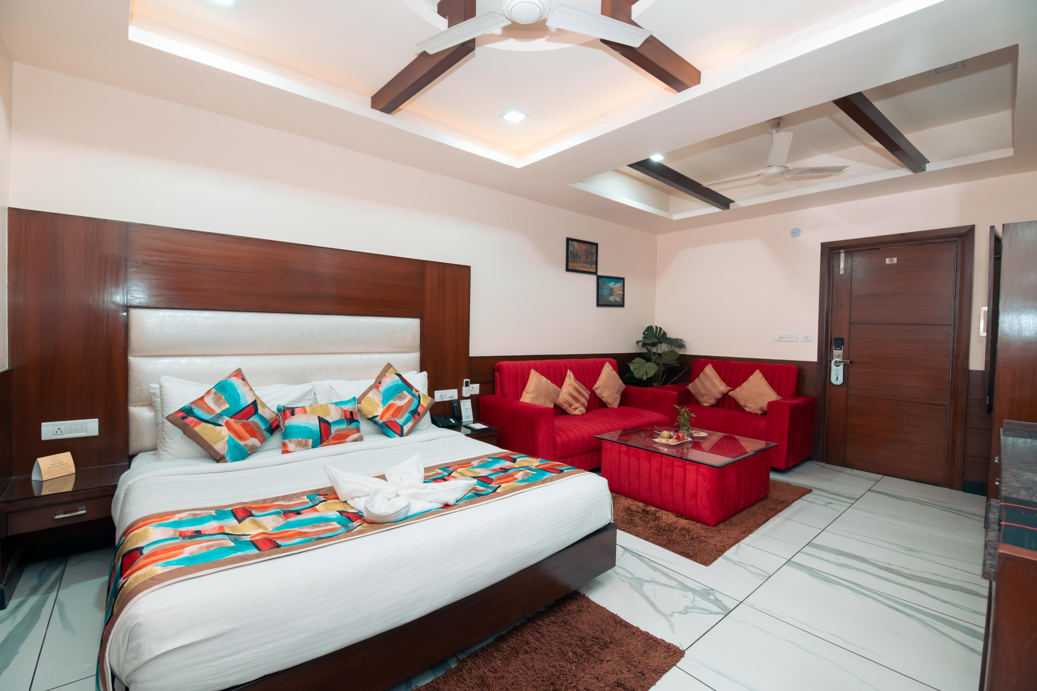 The Fern Residency Katra - Tap to explore photos