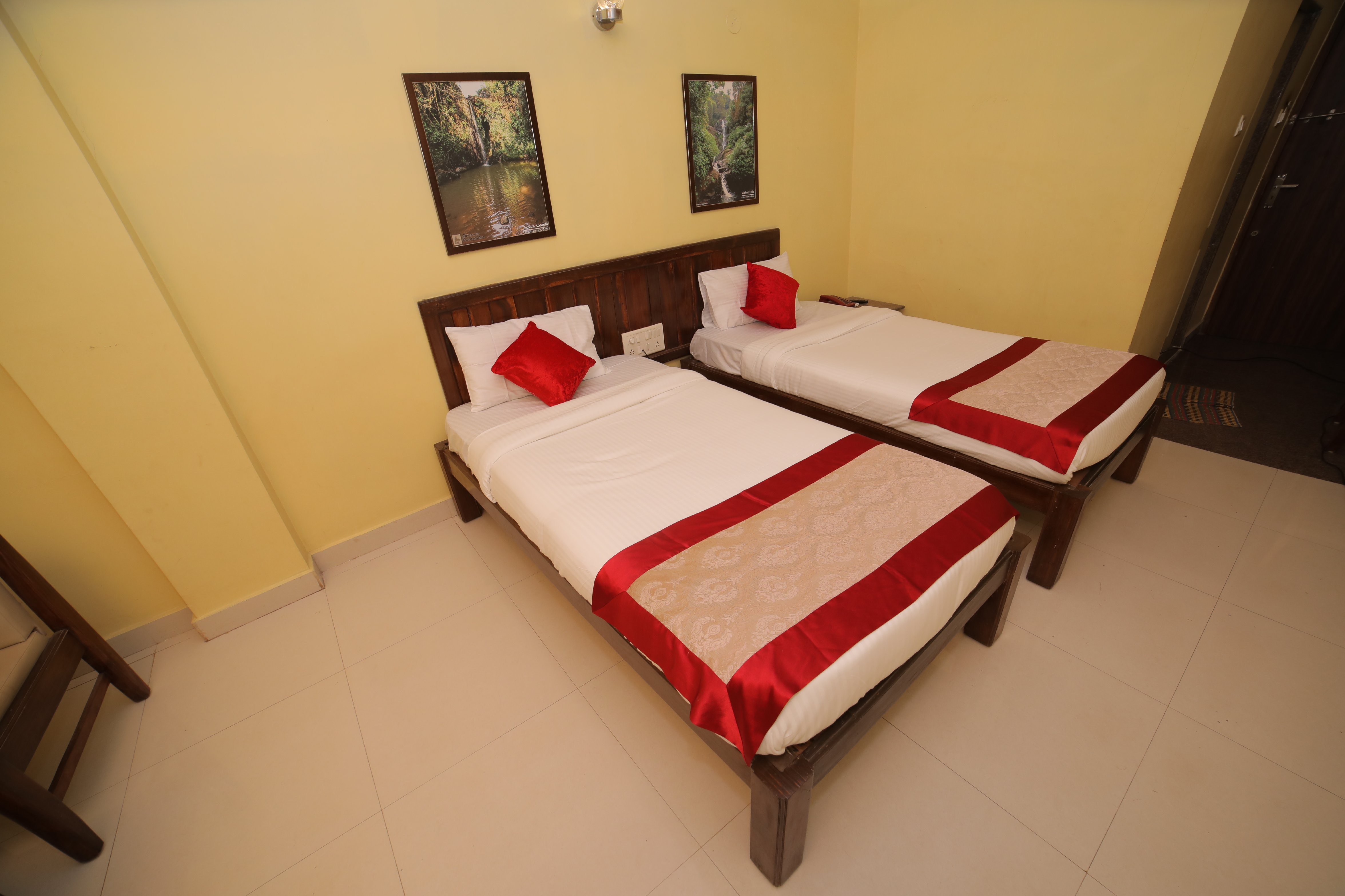 HOTEL K PLUS - Tap to explore photos