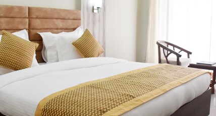 Rudraksh Hotel Room Type - Deluxe Room