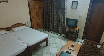 Hotel Rathore Lodge & Restaurant Room Type - Semi Deluxe