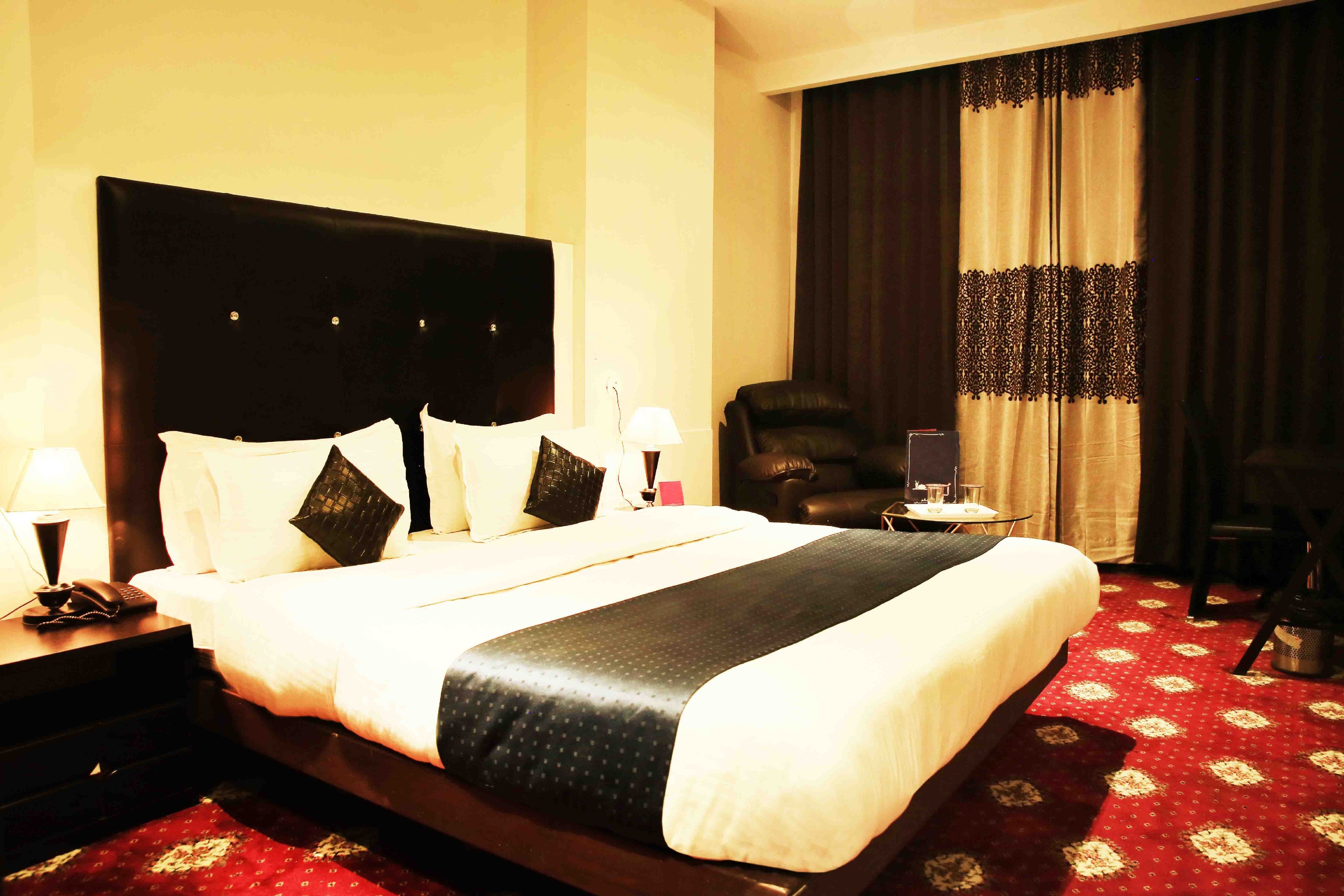 Hotel Orbion Mall Road - Tap to explore photos