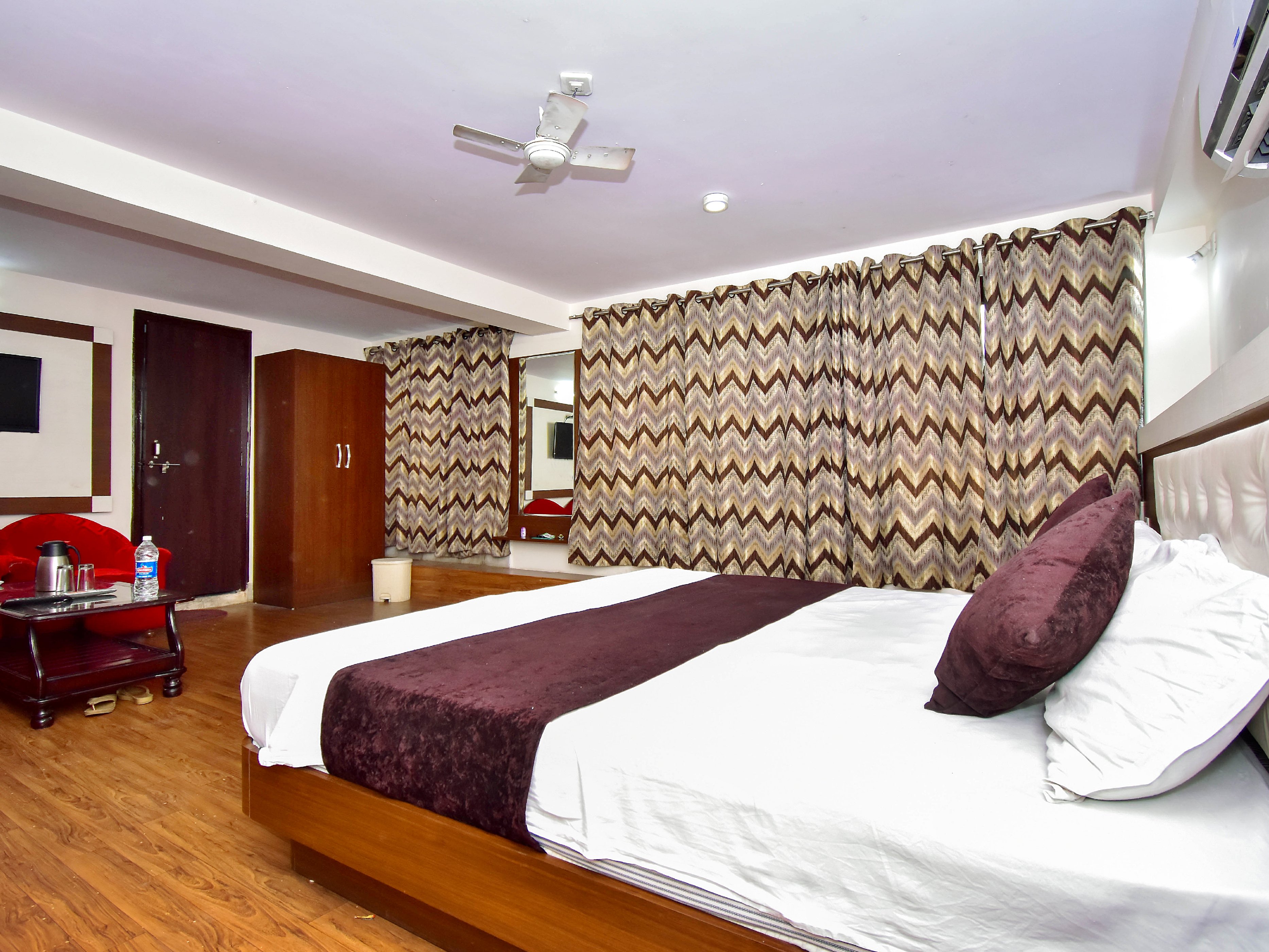 Hotel Vaidehi - Tap to explore photos