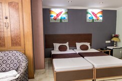 Address of Hotel Relax Inn
