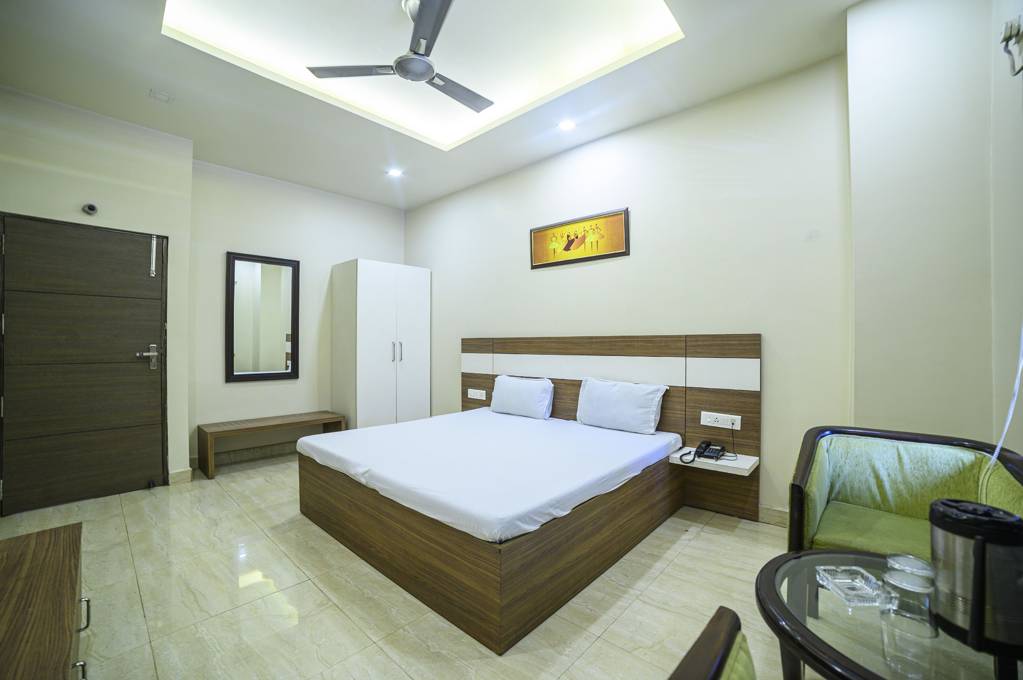 Swiss Hotel - Tap to explore photos