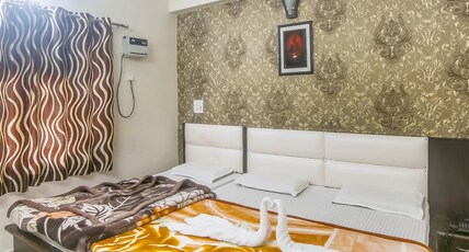 Madhuban Guest House Room Type - Standard Triple Bed Non Ac Room