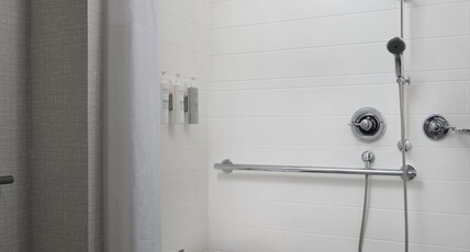 Hampton Inn & Suites Dallas-DFW ARPT W-SH 183 Hurst Room Type - 2QNS ACC RI SHWR STUDIO NS