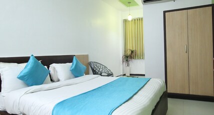 Hotel Point View Room Type - Super Deluxe Room