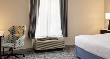 Hampton Inn by Hilton Thomson Room Type - 1 KNG HEARING ACC NOSMOK