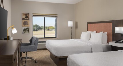 Hampton Inn & Suites Mansfield, TX Room Type - 2 QUEEN BEDS NONSMOKING