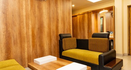 SDM Golden Tower Room Type - Royal Suite