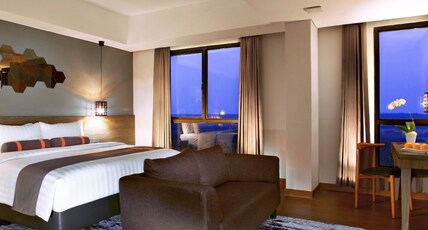 Harper Purwakarta Room Type - Deluxe Room