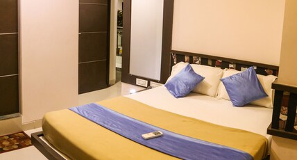 Hotel City Crown Room Type - Deluxe Triple Ac Hotel City Crown Room Type - Deluxe Triple Ac