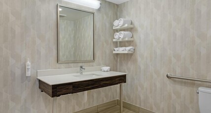 Hampton Inn & Suites by Hilton Bend Room Type - 1 KN ACC RI SHWR STUDIO NS