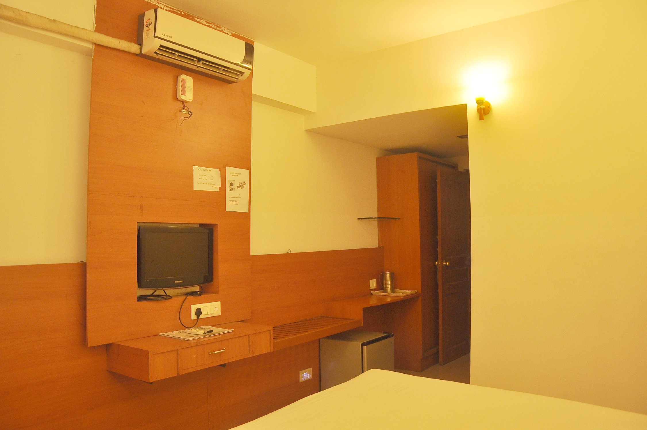 Hotel Shanthi Inn Room Type - Double Room