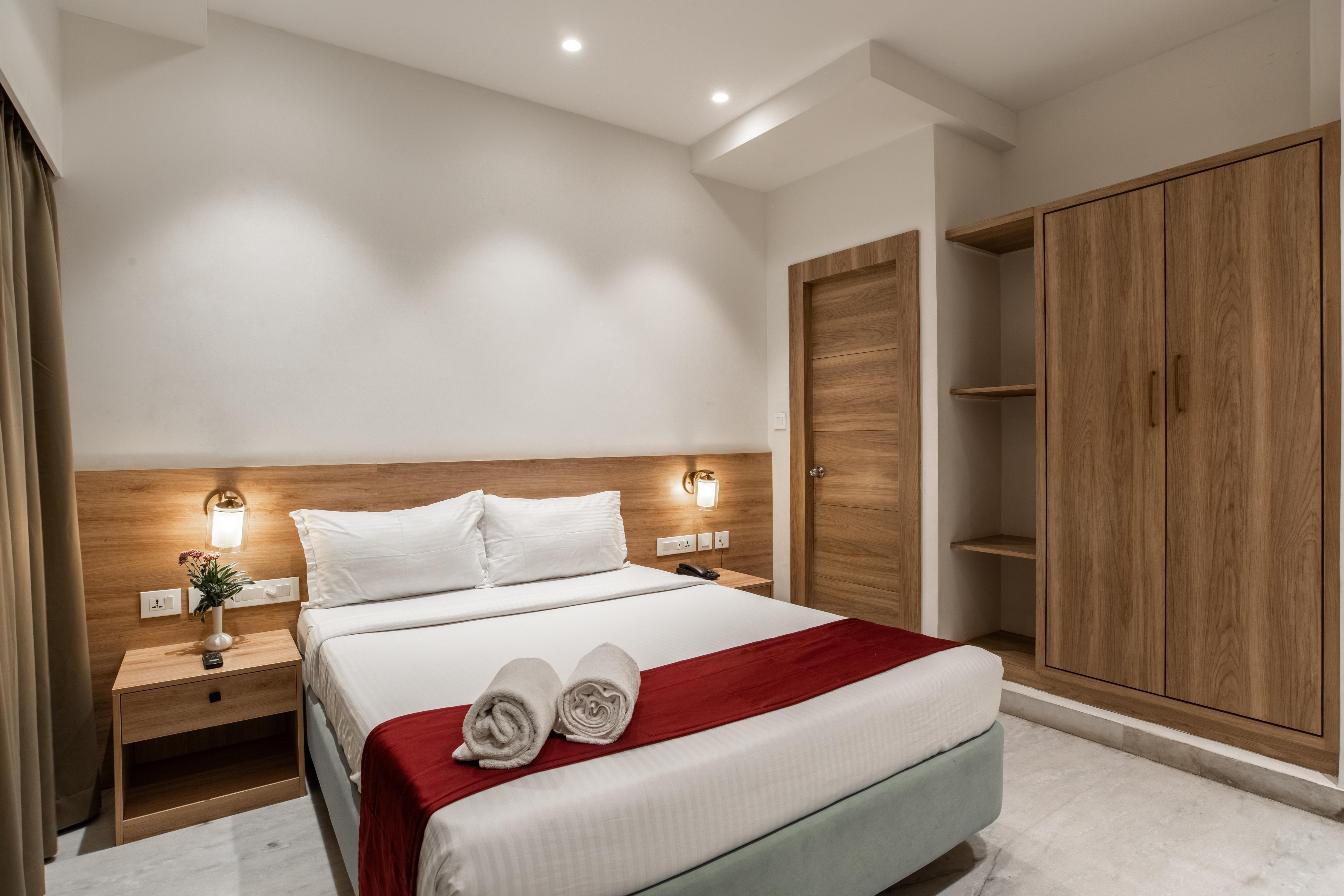 Hotel Royal Paris - Tap to explore photos