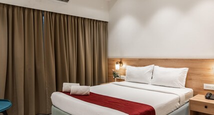 Hotel Royal Paris Room Type - EXECUTIVE ROOM