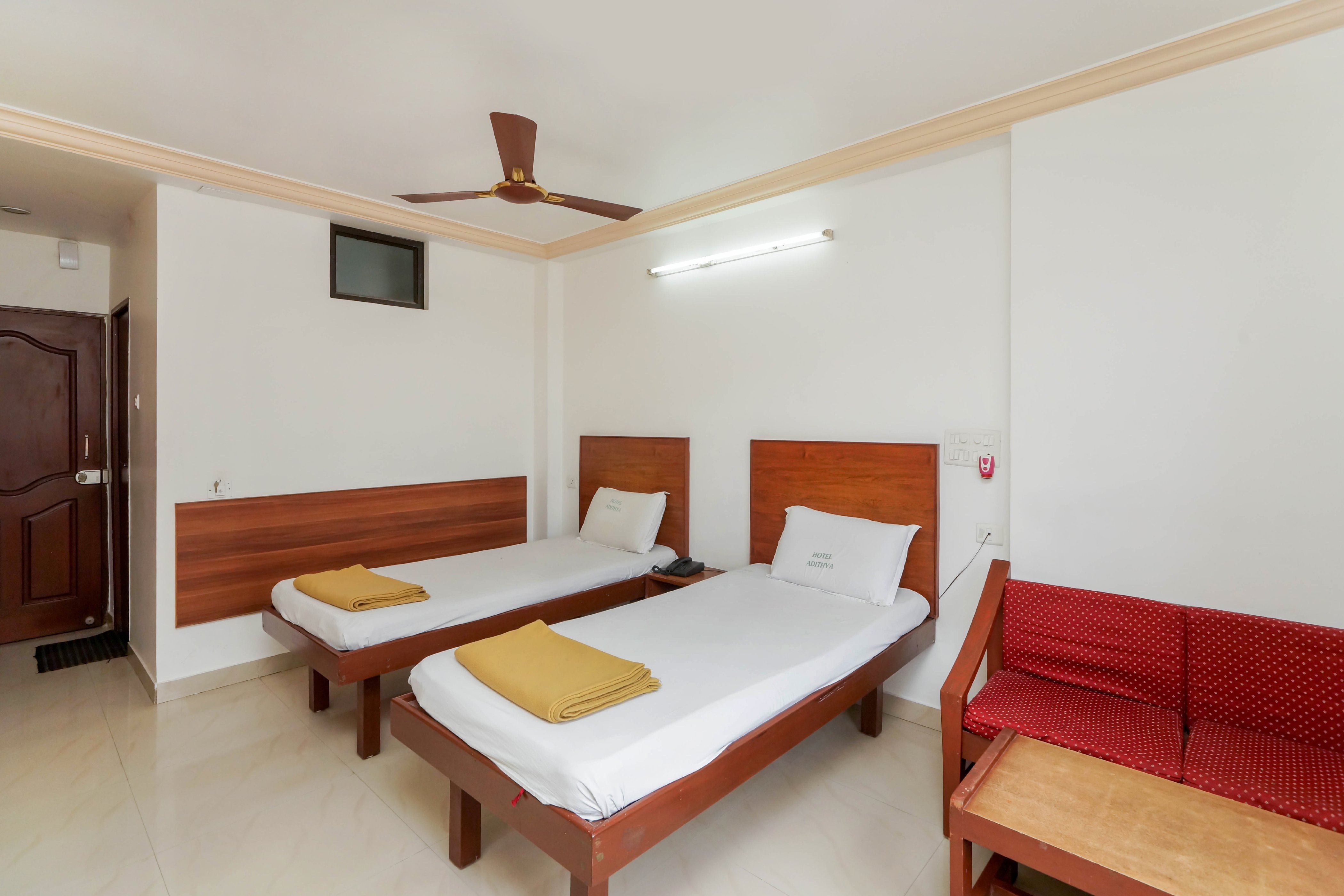 HOTEL ADITHYA PERIAMET - Tap to explore photos