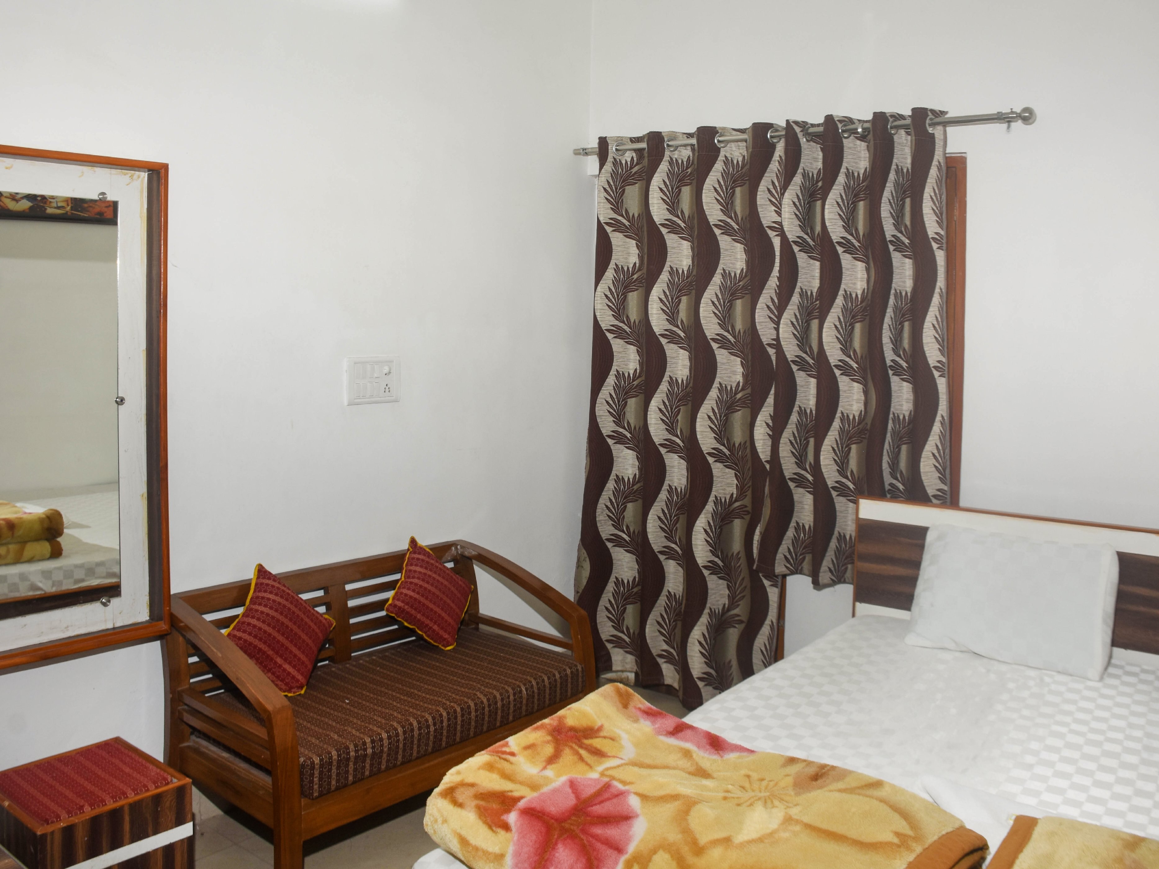 Hotel KBD Inn - Tap to explore photos