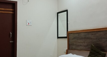 Hotel Palace Room Type - Deluxe Room