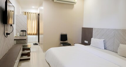 Hotel Grand Paradise Room Type - Executive Room