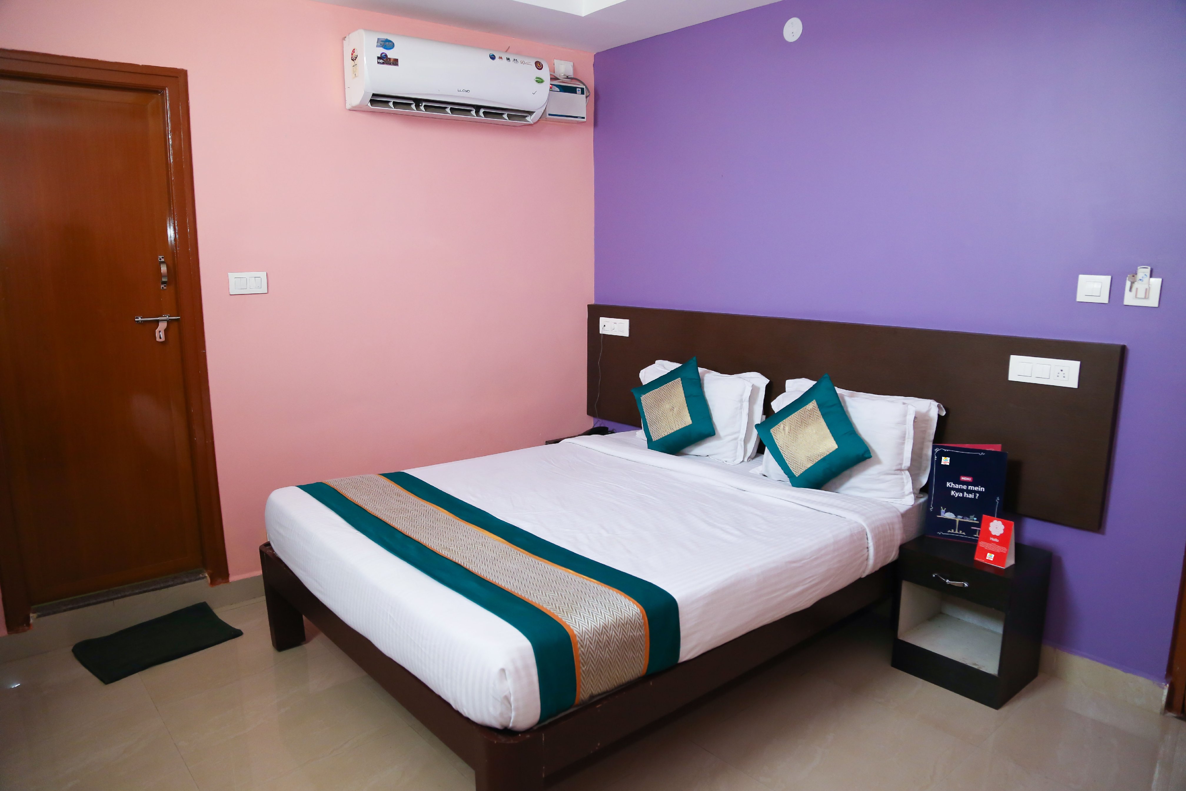 UDAYEES HOTEL BVN GRAND Room Type - DELUXE ROOM