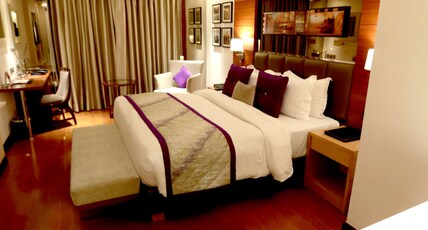 Hotel Madin Room Type - Premier Rooms With Bathtub