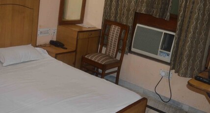 Hotel Jannat Room Type - Standard Room A.C.