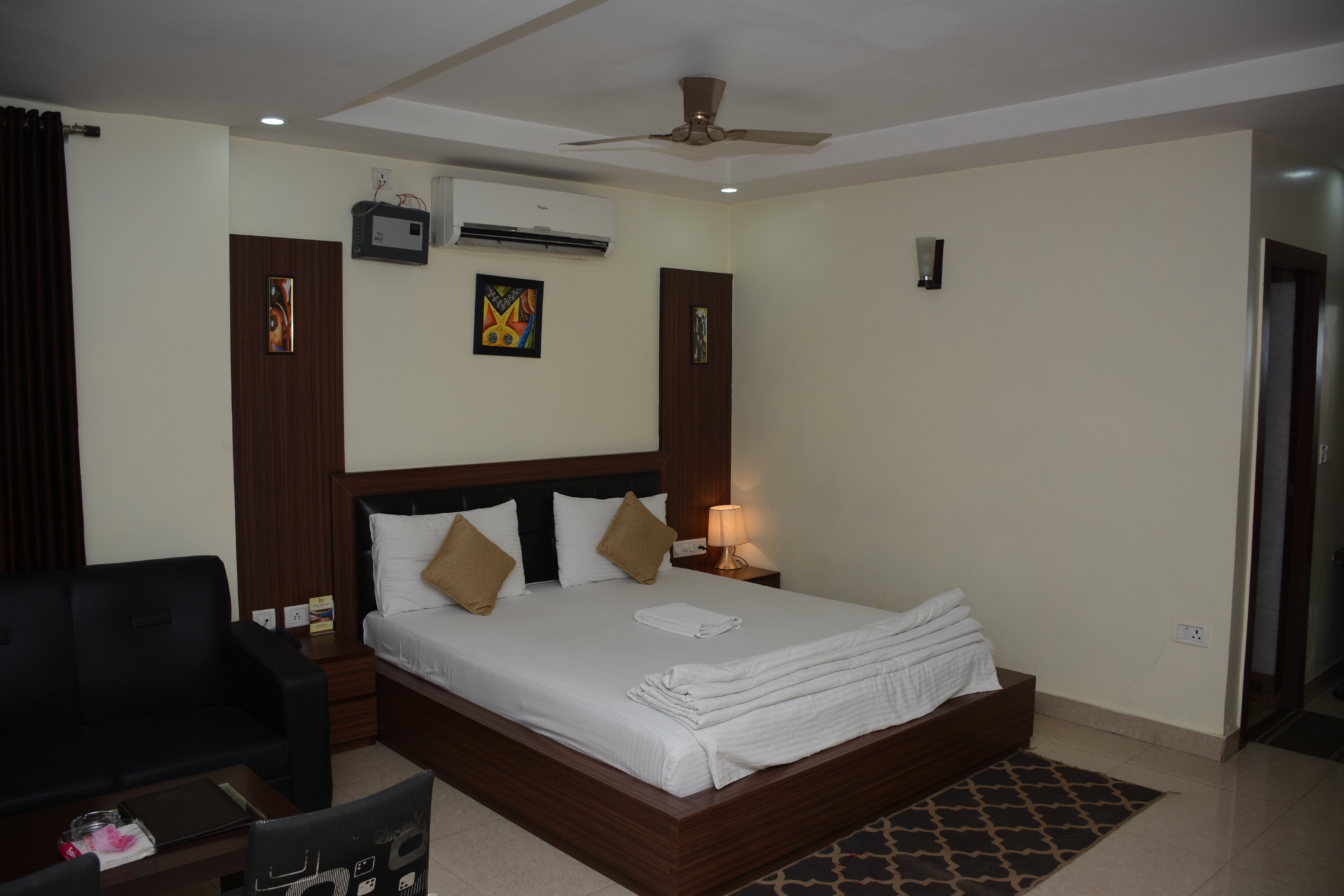 Hotel KDM Palace Room Type - Amrapali Room