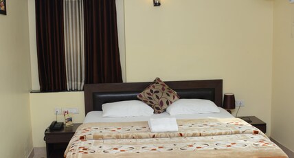 Hotel KDM Palace Room Type - Deluxe Room