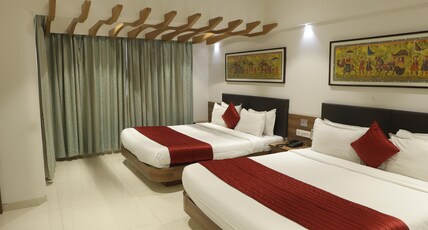 Hotel Shreeji Vatika, Airport Road Room Type - Family Room Quad Hotel Shreeji Vatika, Airport Road Room Type - Family Room Quad
