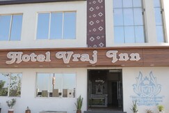 Hotel Vraj Inn