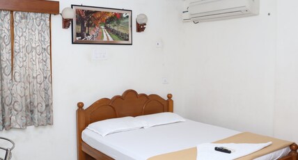 Shivaji Residency Room Type - AC ROOM