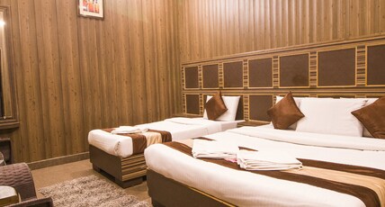 Hotel Pardesi Room Type - Triple Bed Room