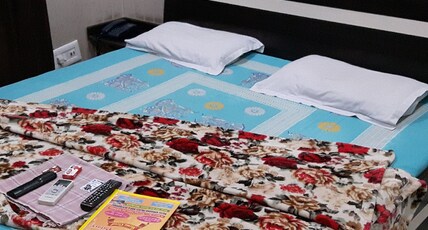 Hotel Khurana Palace Room Type - Deluxe