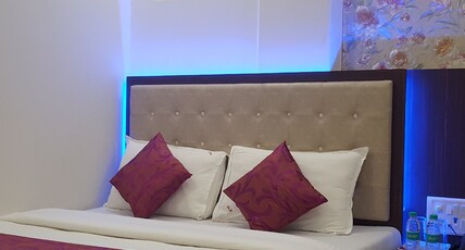 Hotel Sanjary Palace Room Type - Deluxe Room